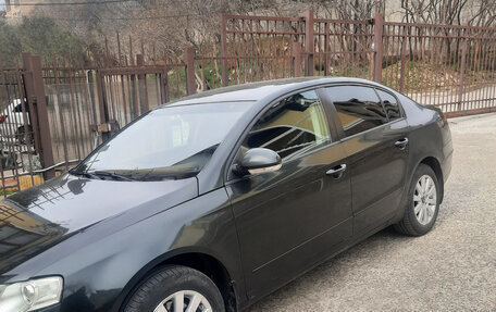 Volkswagen Passat B6, 2007 год, 665 000 рублей, 4 фотография