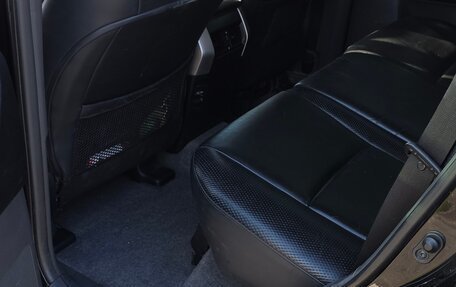 Toyota Land Cruiser Prado 150 рестайлинг 2, 2011 год, 3 400 000 рублей, 15 фотография