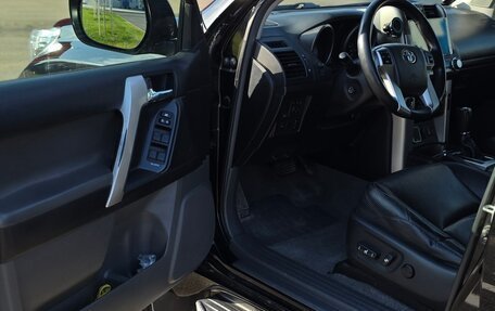 Toyota Land Cruiser Prado 150 рестайлинг 2, 2011 год, 3 400 000 рублей, 7 фотография