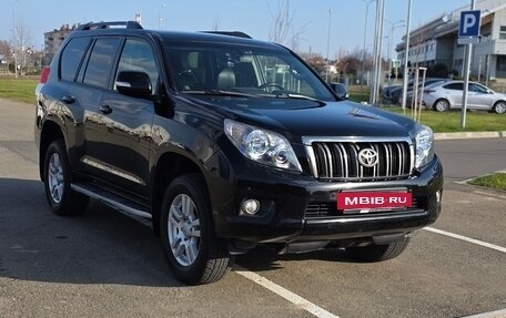 Toyota Land Cruiser Prado 150 рестайлинг 2, 2011 год, 3 400 000 рублей, 2 фотография