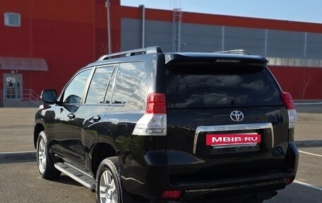 Toyota Land Cruiser Prado 150 рестайлинг 2, 2011 год, 3 400 000 рублей, 5 фотография