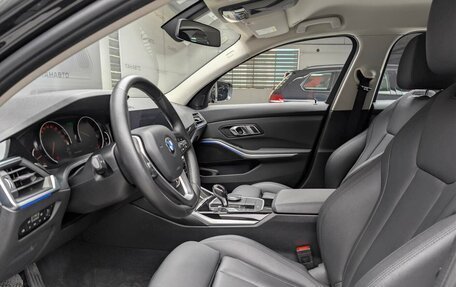 BMW 3 серия, 2019 год, 3 295 000 рублей, 8 фотография