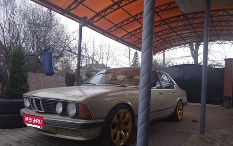 BMW 7 серия, 1984 год, 500 000 рублей, 9 фотография