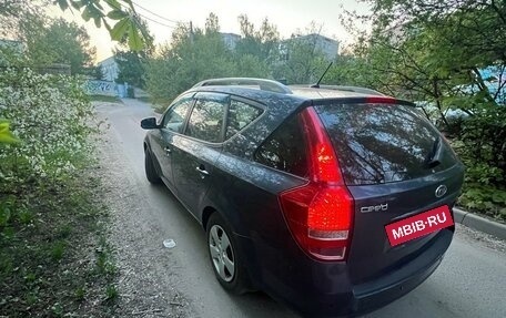 KIA cee'd I рестайлинг, 2011 год, 700 000 рублей, 4 фотография