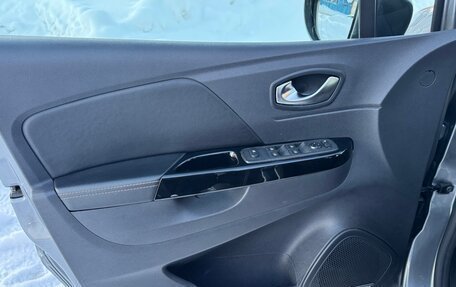 Renault Kaptur I рестайлинг, 2022 год, 1 700 000 рублей, 17 фотография