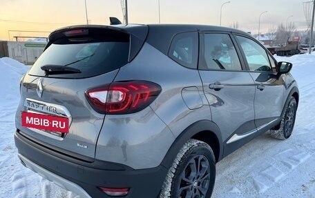 Renault Kaptur I рестайлинг, 2022 год, 1 700 000 рублей, 21 фотография