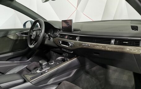 Audi A4, 2016 год, 2 455 000 рублей, 11 фотография