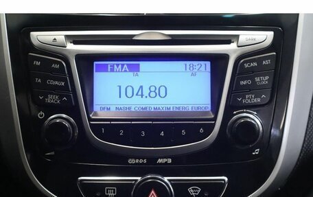 Hyundai Solaris II рестайлинг, 2012 год, 726 000 рублей, 12 фотография