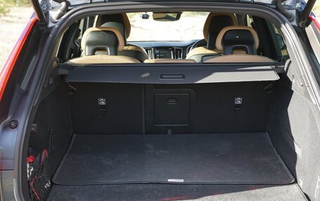 Volvo XC60 II, 2017 год, 3 150 000 рублей, 7 фотография