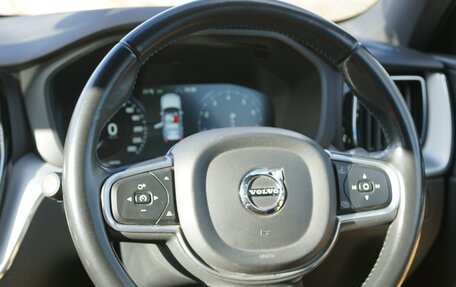 Volvo XC60 II, 2017 год, 3 150 000 рублей, 10 фотография