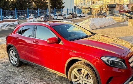 Mercedes-Benz GLA, 2015 год, 1 999 999 рублей, 3 фотография