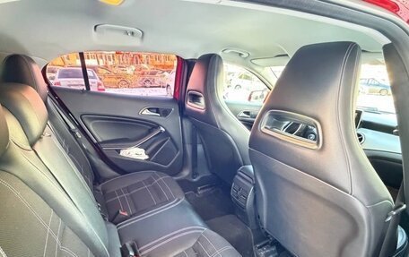 Mercedes-Benz GLA, 2015 год, 1 999 999 рублей, 6 фотография