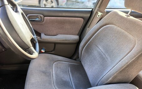 Nissan Laurel VIII, 2001 год, 800 000 рублей, 17 фотография