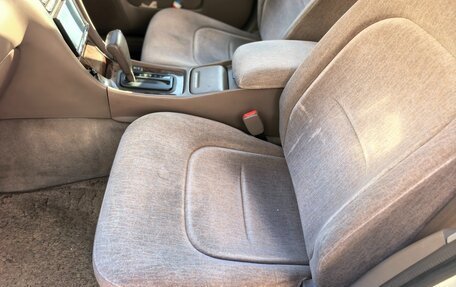 Nissan Laurel VIII, 2001 год, 800 000 рублей, 16 фотография