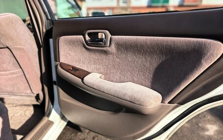 Nissan Laurel VIII, 2001 год, 800 000 рублей, 14 фотография