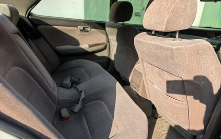 Nissan Laurel VIII, 2001 год, 800 000 рублей, 15 фотография