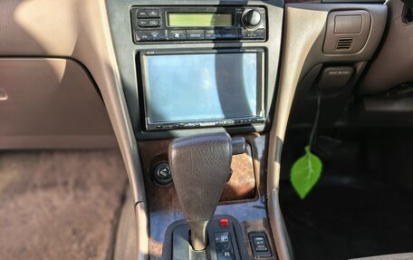 Nissan Laurel VIII, 2001 год, 800 000 рублей, 20 фотография