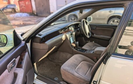 Nissan Laurel VIII, 2001 год, 800 000 рублей, 24 фотография