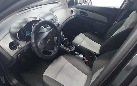 Chevrolet Cruze II, 2013 год, 590 000 рублей, 5 фотография