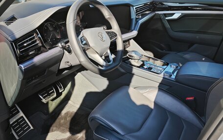 Volkswagen Touareg III, 2022 год, 9 200 000 рублей, 8 фотография