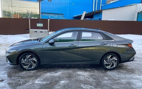 Hyundai Elantra, 2023 год, 2 290 000 рублей, 3 фотография