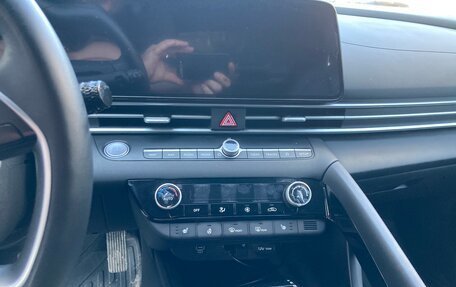 Hyundai Elantra, 2023 год, 2 290 000 рублей, 7 фотография