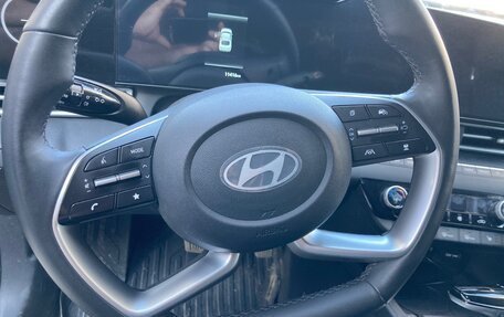 Hyundai Elantra, 2023 год, 2 290 000 рублей, 6 фотография