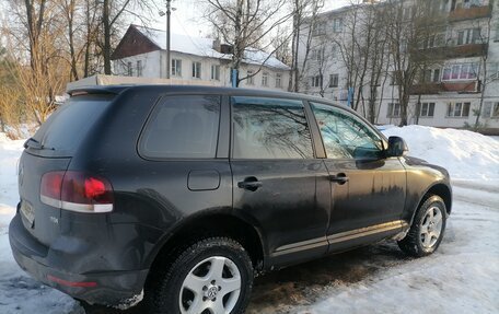 Volkswagen Touareg III, 2007 год, 1 000 000 рублей, 4 фотография