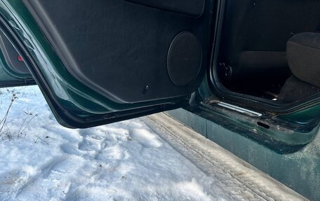 Volkswagen Golf IV, 2001 год, 350 000 рублей, 12 фотография