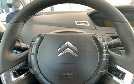 Citroen C4 Picasso II рестайлинг, 2010 год, 360 000 рублей, 19 фотография