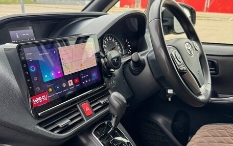 Toyota Noah III, 2020 год, 2 200 000 рублей, 16 фотография