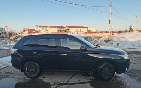 Mitsubishi Outlander III рестайлинг 3, 2012 год, 1 600 000 рублей, 4 фотография