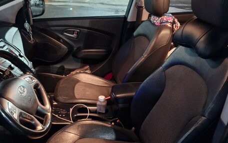 Hyundai ix35 I рестайлинг, 2013 год, 1 400 000 рублей, 9 фотография