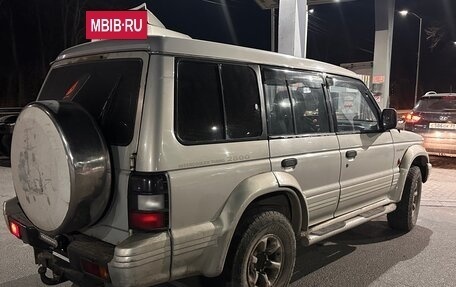 Mitsubishi Pajero III рестайлинг, 1995 год, 455 000 рублей, 2 фотография