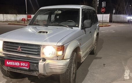 Mitsubishi Pajero III рестайлинг, 1995 год, 455 000 рублей, 4 фотография