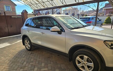 Volkswagen Touareg III, 2010 год, 2 220 000 рублей, 3 фотография
