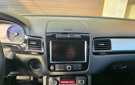 Volkswagen Touareg III, 2010 год, 2 220 000 рублей, 19 фотография