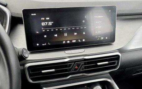 Geely Coolray I, 2022 год, 1 780 000 рублей, 7 фотография