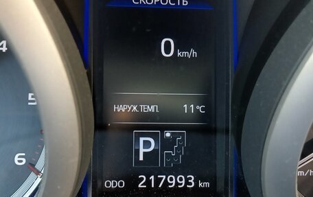 Toyota Land Cruiser Prado 150 рестайлинг 2, 2013 год, 3 000 000 рублей, 4 фотография