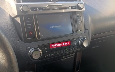 Toyota Land Cruiser Prado 150 рестайлинг 2, 2013 год, 3 000 000 рублей, 5 фотография