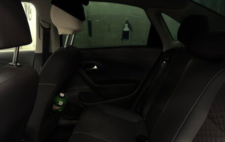 Volkswagen Polo VI (EU Market), 2018 год, 1 200 000 рублей, 9 фотография