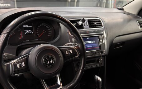 Volkswagen Polo VI (EU Market), 2018 год, 1 200 000 рублей, 7 фотография