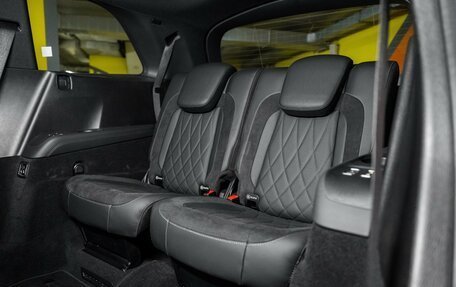 Mercedes-Benz GLS AMG, 2023 год, 21 000 000 рублей, 30 фотография