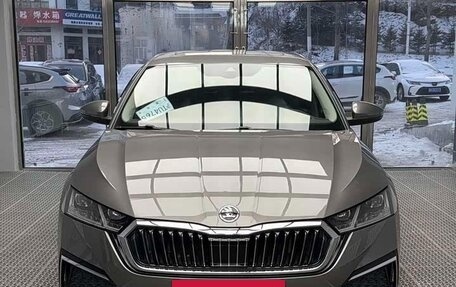 Skoda Octavia IV, 2022 год, 2 250 000 рублей, 2 фотография