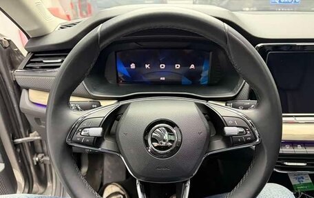 Skoda Octavia IV, 2022 год, 2 250 000 рублей, 11 фотография