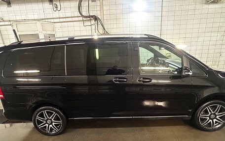 Mercedes-Benz V-Класс, 2021 год, 7 000 000 рублей, 3 фотография