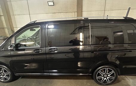 Mercedes-Benz V-Класс, 2021 год, 7 000 000 рублей, 2 фотография