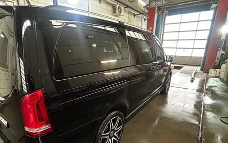 Mercedes-Benz V-Класс, 2021 год, 7 000 000 рублей, 10 фотография