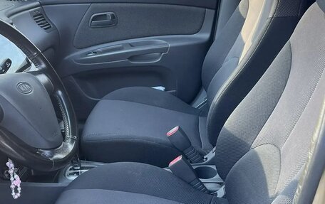 KIA Rio II, 2006 год, 630 000 рублей, 9 фотография