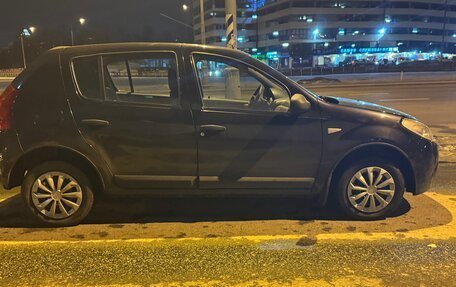 Renault Sandero I, 2011 год, 375 000 рублей, 3 фотография